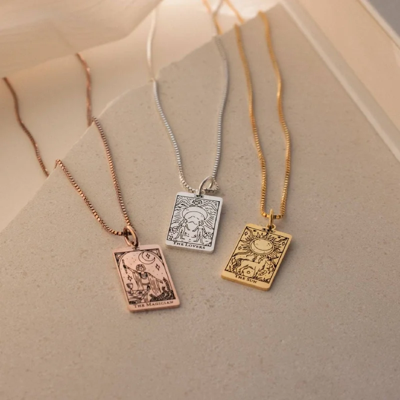 Chunky Gold Necklace-Tarot Necklace in Box Chain