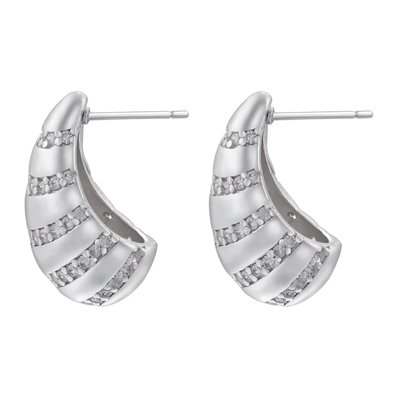 White Gold Color White Diamond 1 Pair