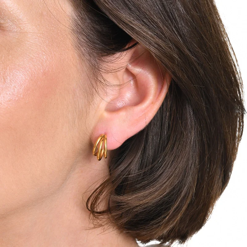 A Pair of Golden Three-Circle C- Shaped Ear Studs