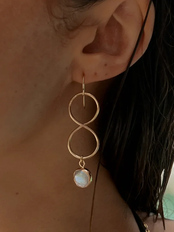 Silver Hoop Earrings-Coco Pearl Earrings