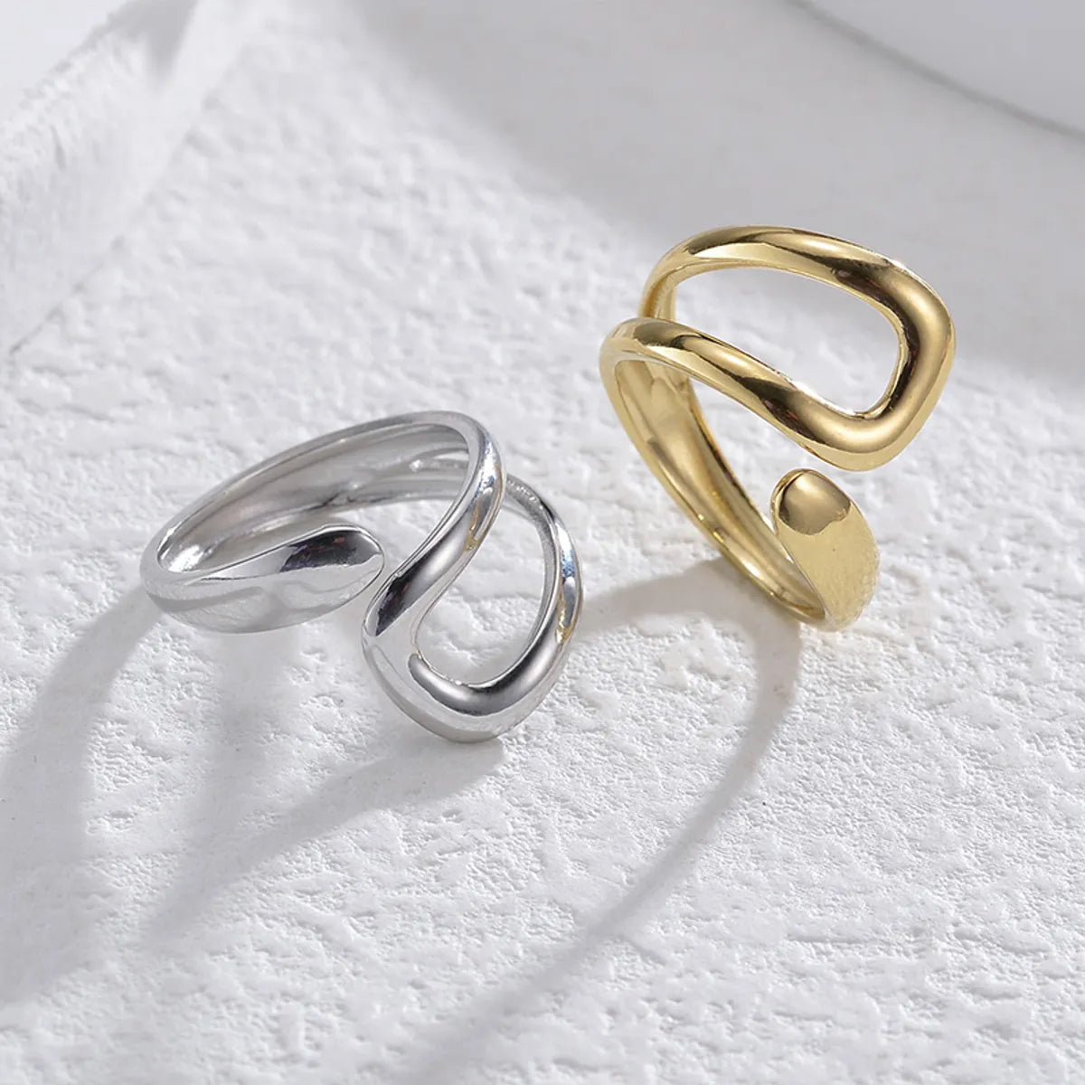 Vintage Style Simple Style Solid Color Stainless Steel Plating 14k Gold Plated Open Rings