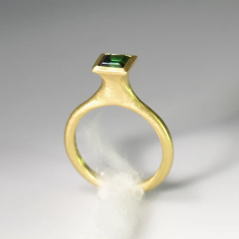 Amphora Square Ring