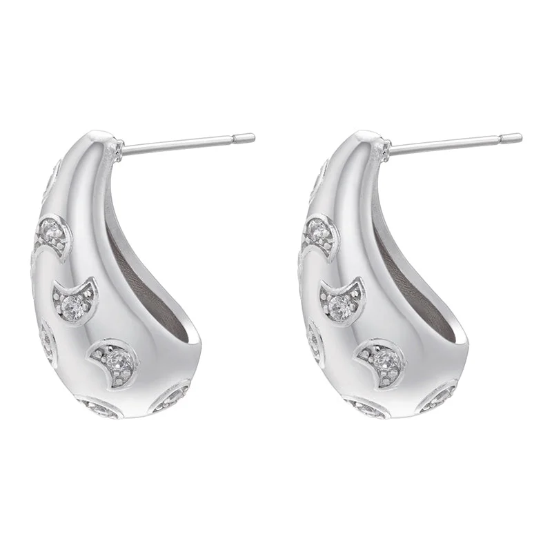 White Gold Color Moon Diamond 1 Pair