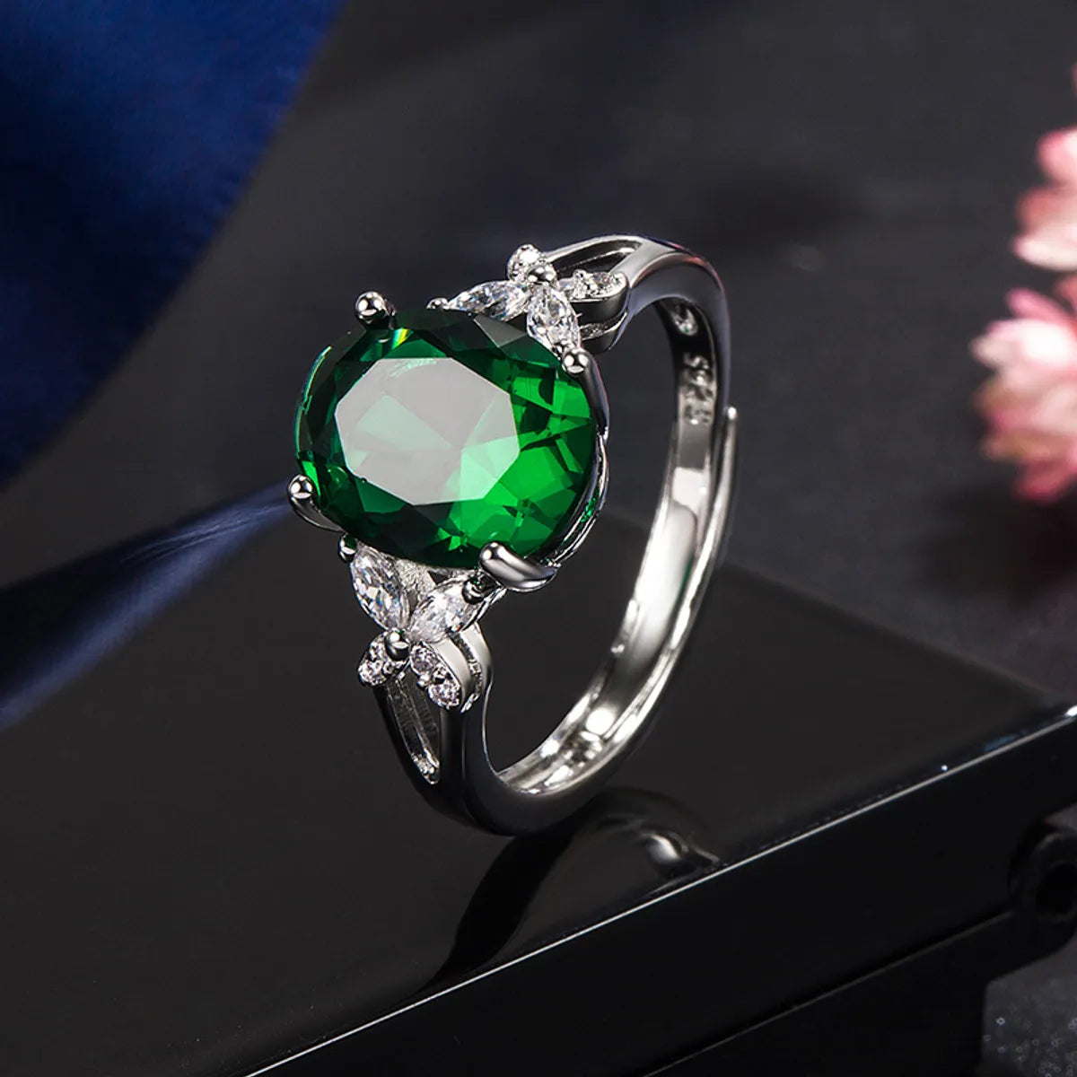 Vintage Inlaid Zircon Emerald Sapphire Copper Ring Wholesale